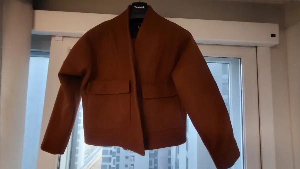 봄용 브라운 숏코트 올해마지막 코트!