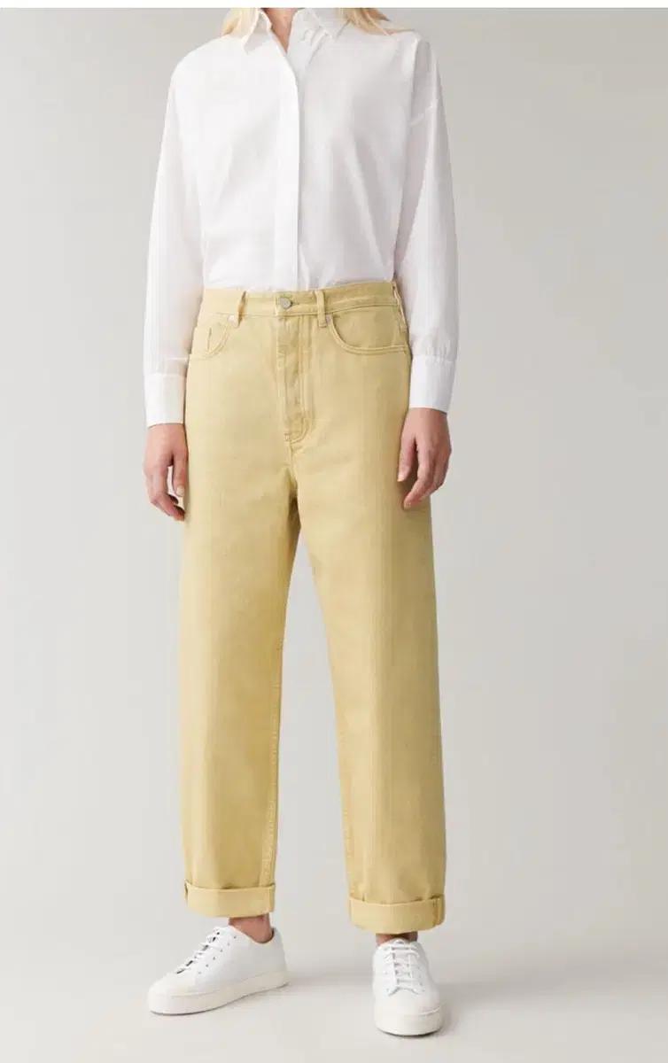 코스 테이퍼드진 yellow 28
