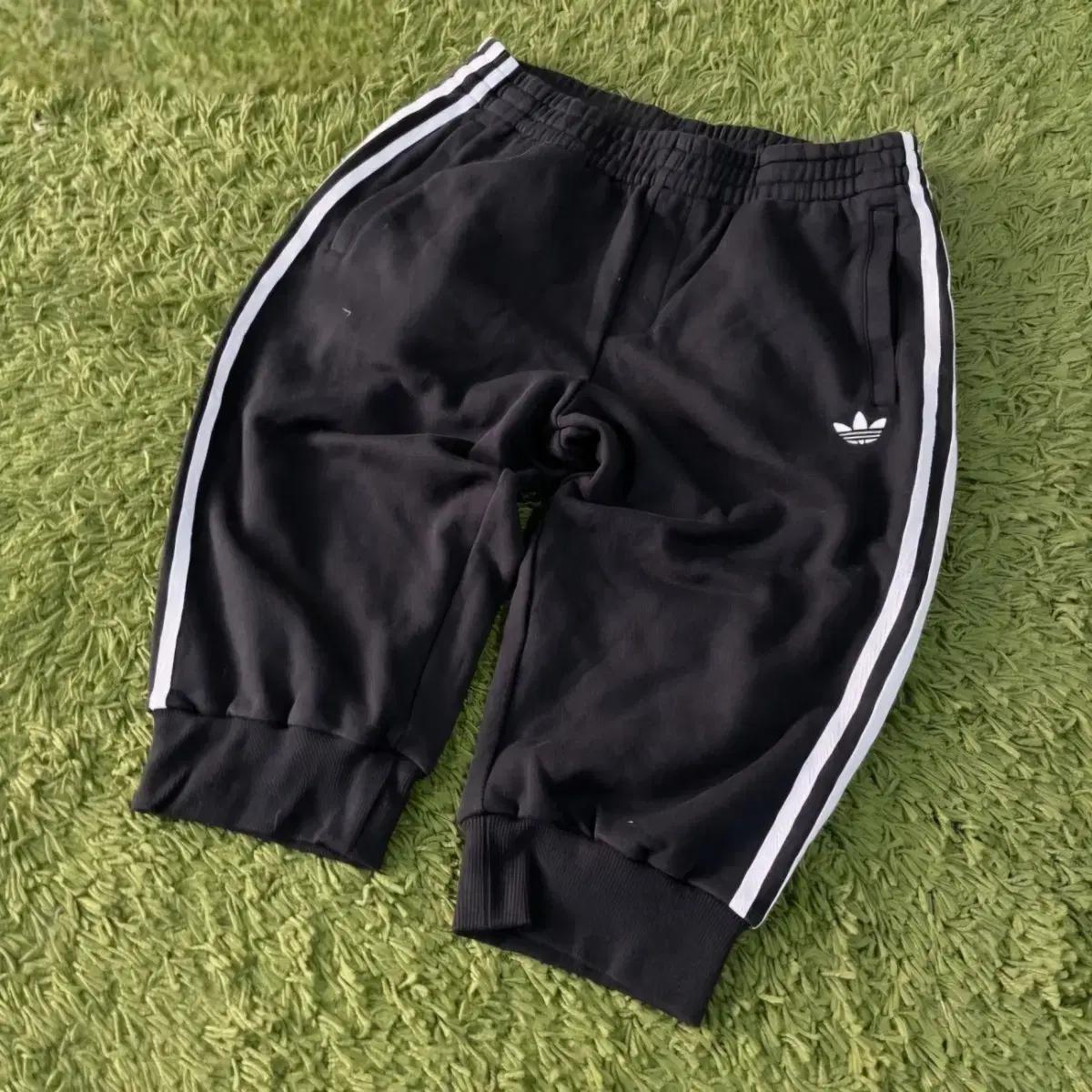 (XL) 아디다스 7부 조거팬츠