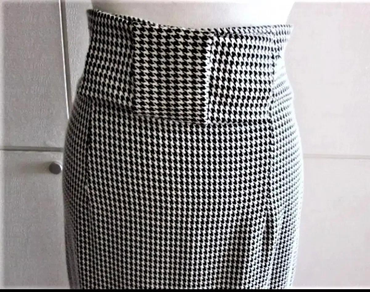 미국구입,헤링본체크,울재질,리본장식,H라인 롱스커트 새제품 구입가 25만