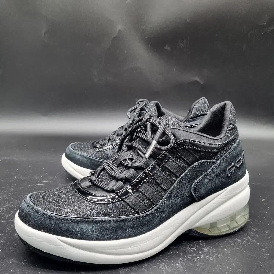 포나리나 여성키높이스니커즈235(굽5.5).