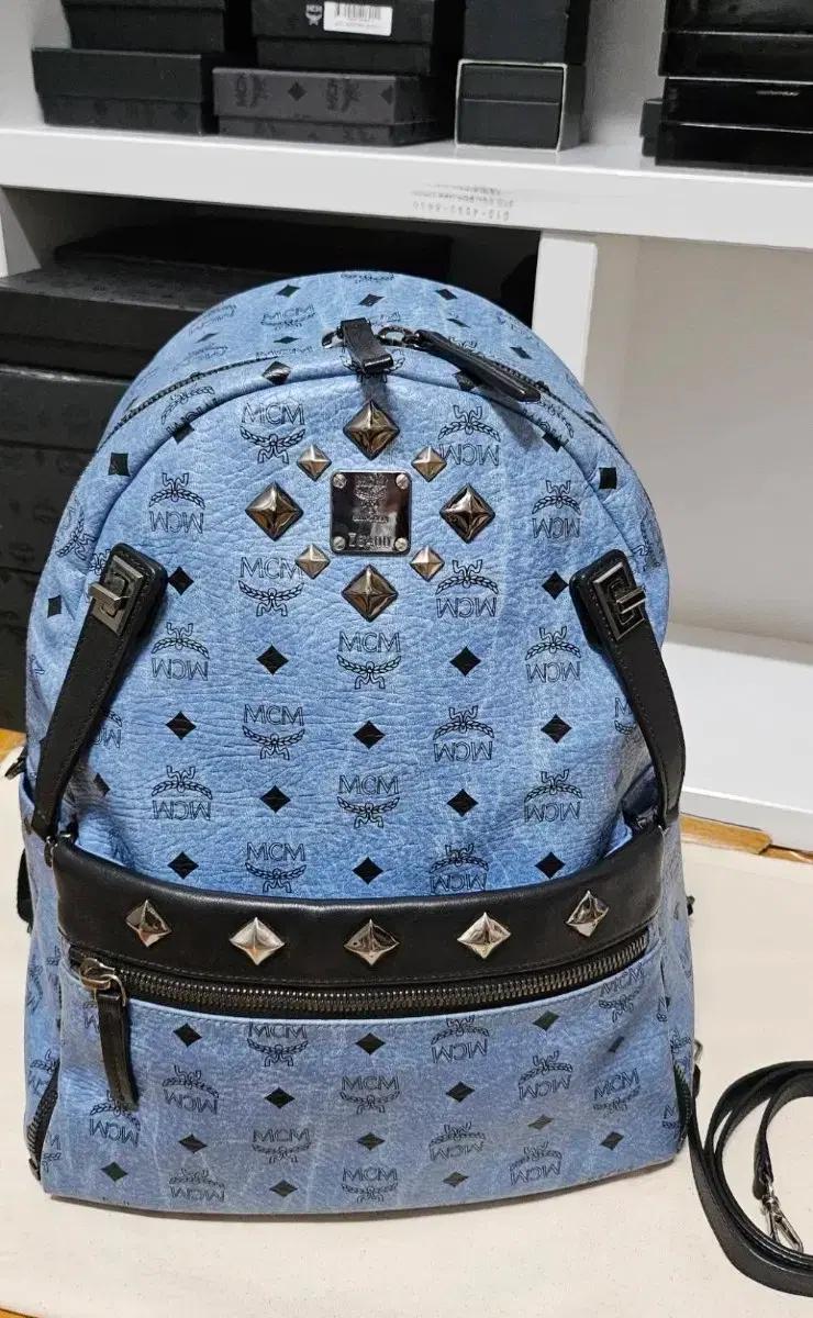 MCM 정품 백팩 팔아요