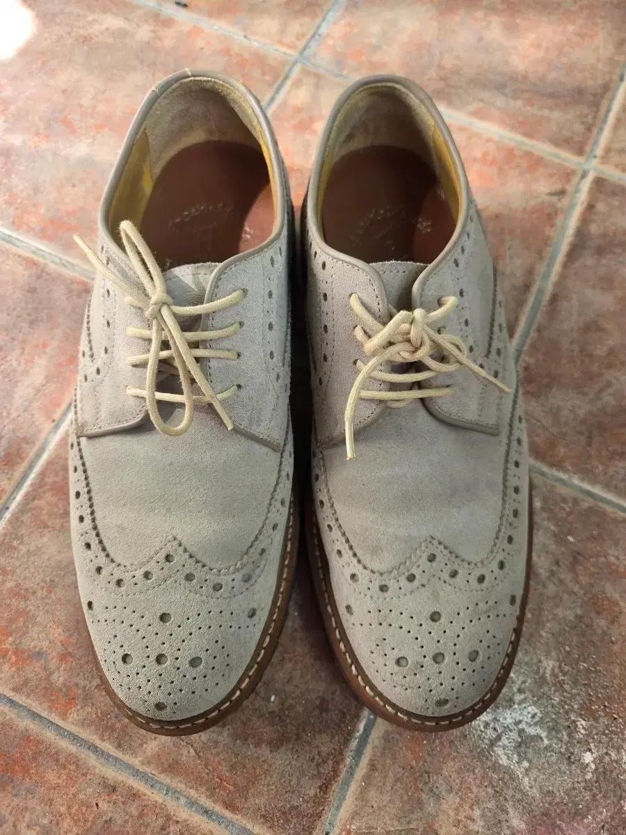 금강제화 스웨이드 윙팁 245