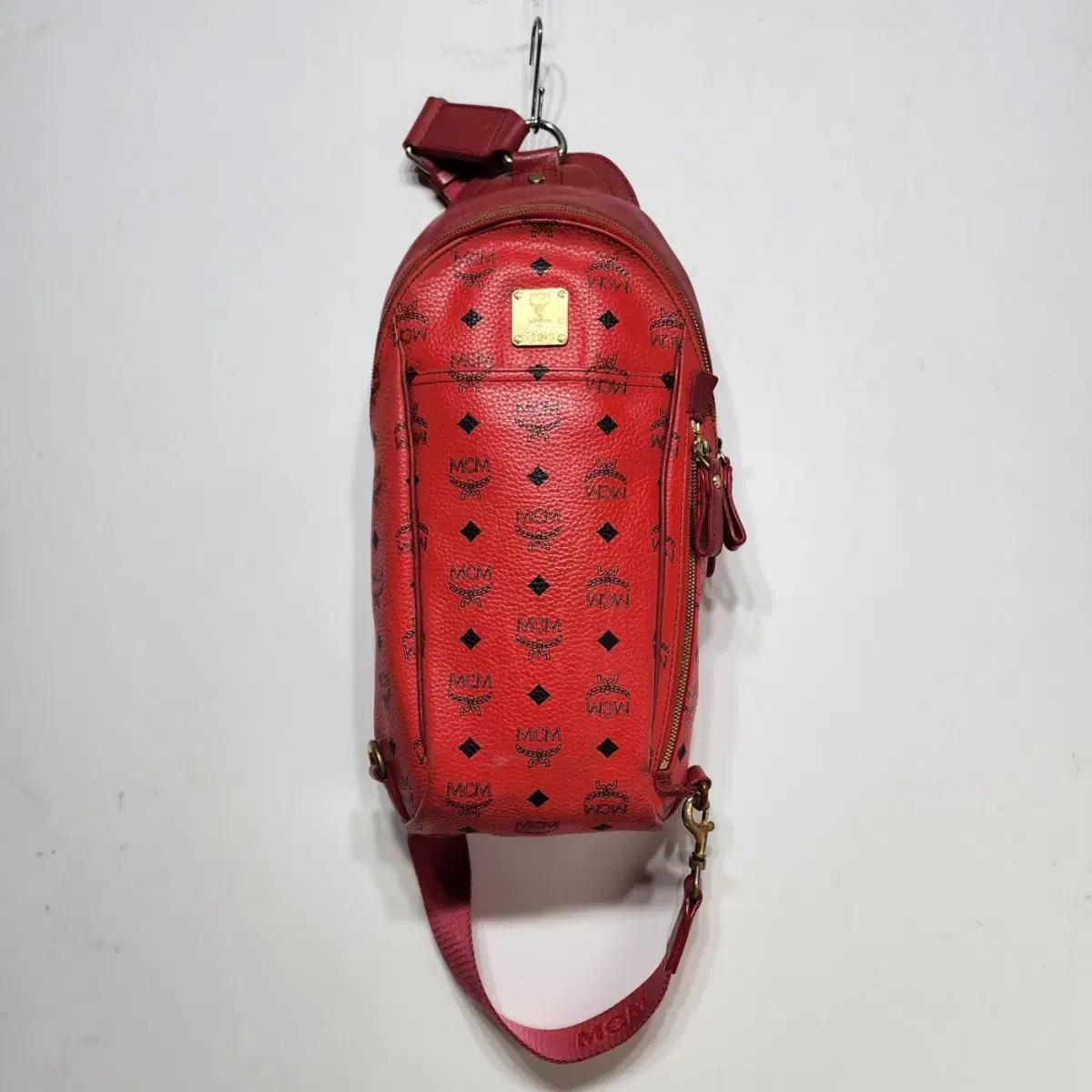 엠씨엠 MCM 슬링백 가방