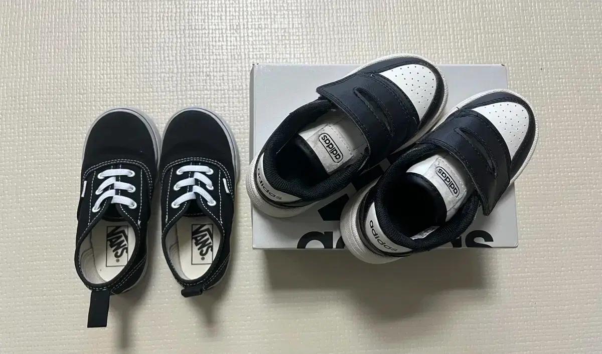 아디다스 키즈 운동화-150사이즈