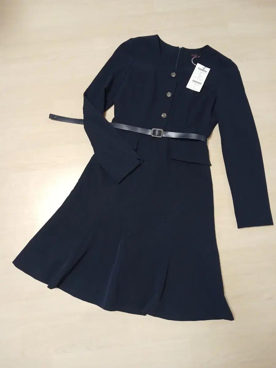 새제품) SOUP 봄가을 단아.여성스런 벨트 원피스