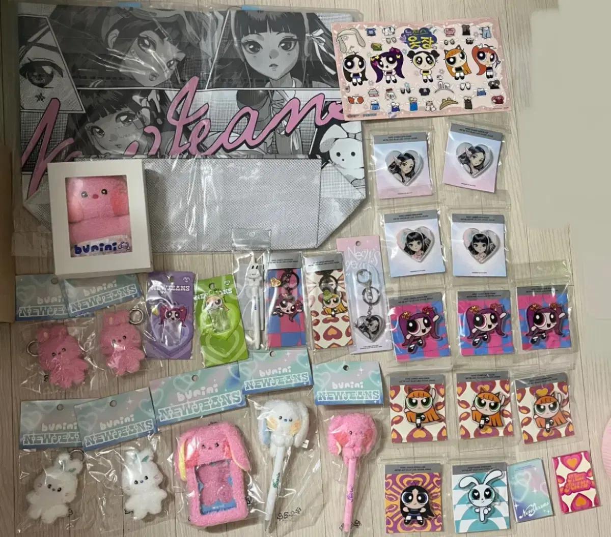 뉴진스 엔제이지 팝업 아크릴 인형 키링 포토카드 하니 해린 민지