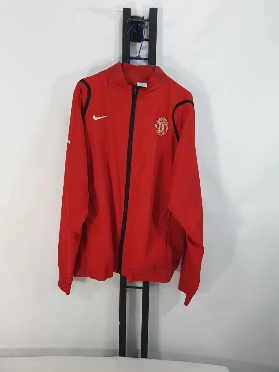 나이키 맨유 바람막이 자켓 레드 100