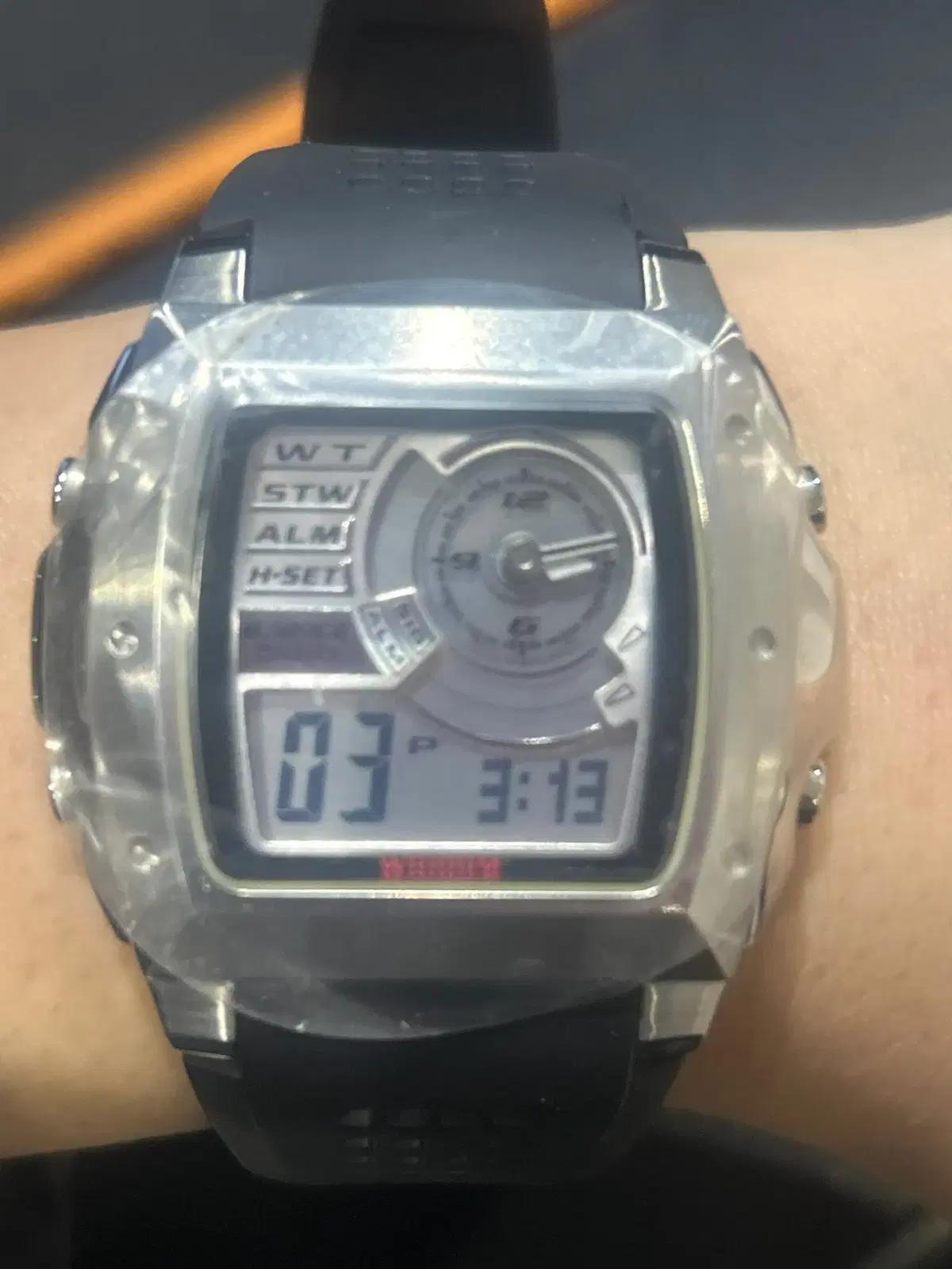 [CASIO EDIFICE] 카시오 에디피스 EF-123 우레탄 남성시계
