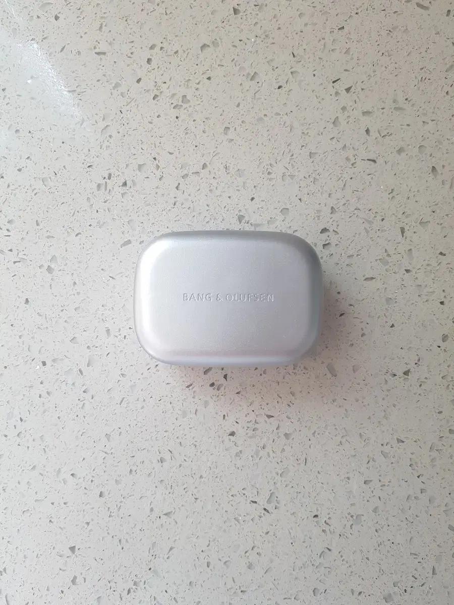 뱅앤올룹슨 일레븐 hx 젠하이저 모멘텀4 팝니다