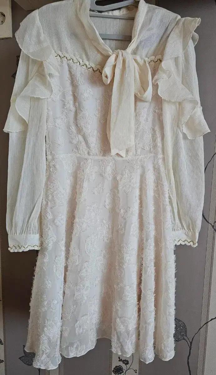 쉬폰프릴원피스