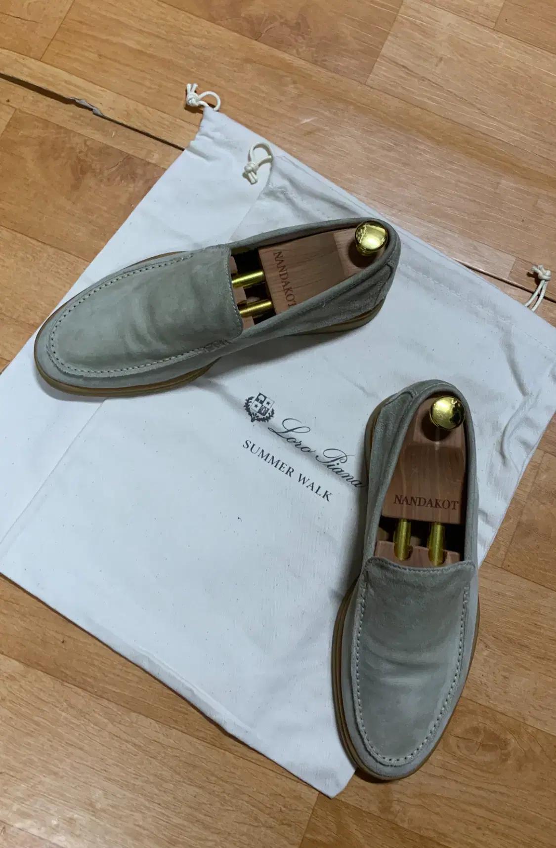 LORO PIANA 로로 피아나 썸머 워크 로퍼-2