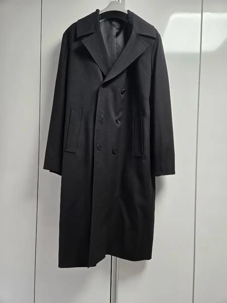 TNGT 블랙 세미오버핏 울 블랜디드 더블 트렌치코트