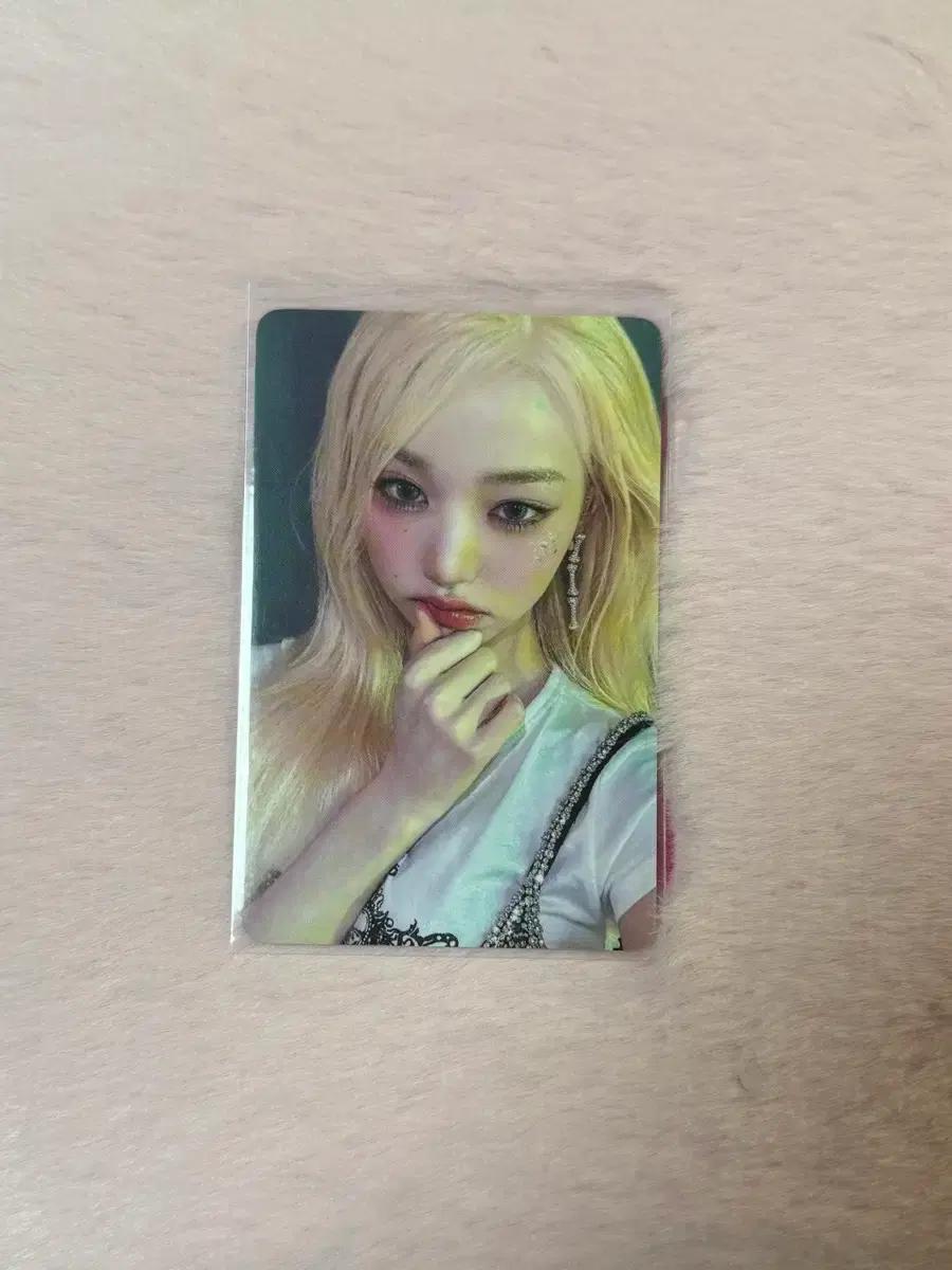 아이브 장원영 마인 위드뮤 특전 포카 판매합니다!!