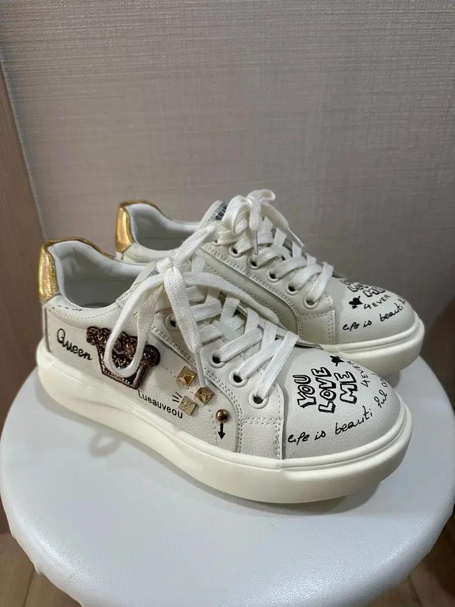 소가죽 CNJFA queen 스니커즈 여성- 230 신발