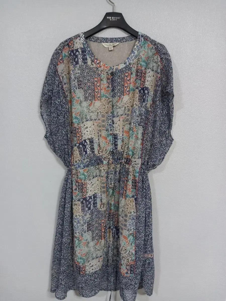 써스데이아일랜드 쉬폰 스트링원피스 프리