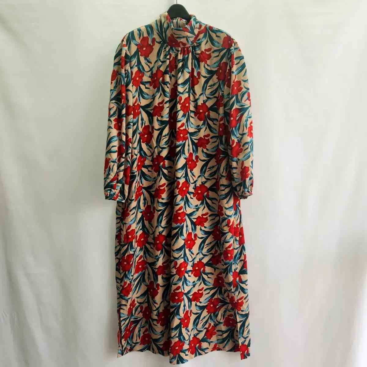 여성 터틀넥 긴팔 플라워 롱 원피스