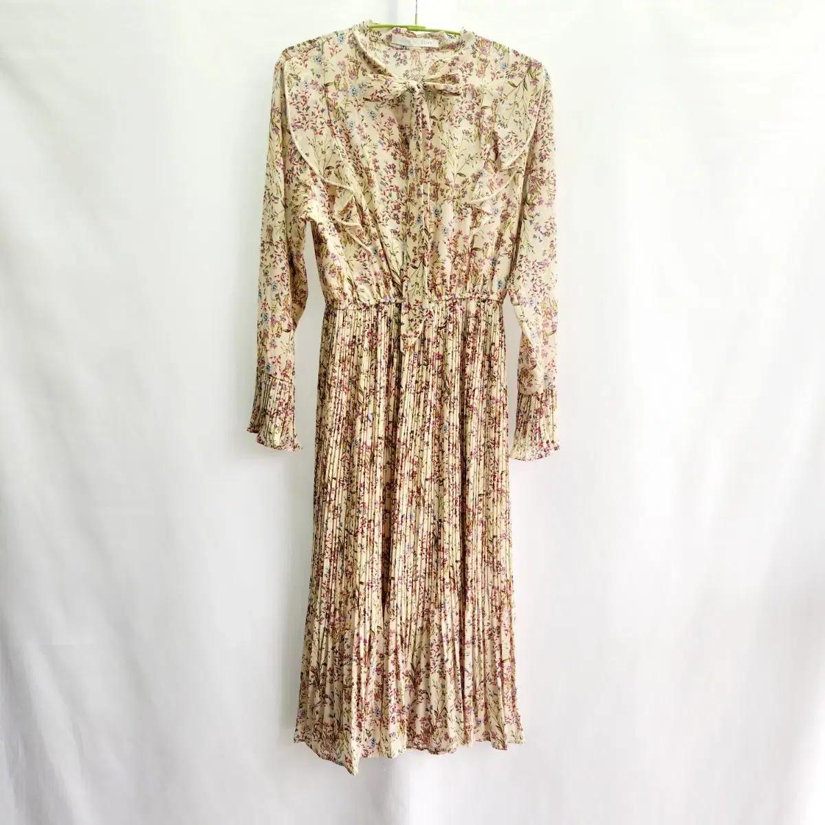 여성 올리브대올리브 쉬폰 리본 원피스 55사이즈