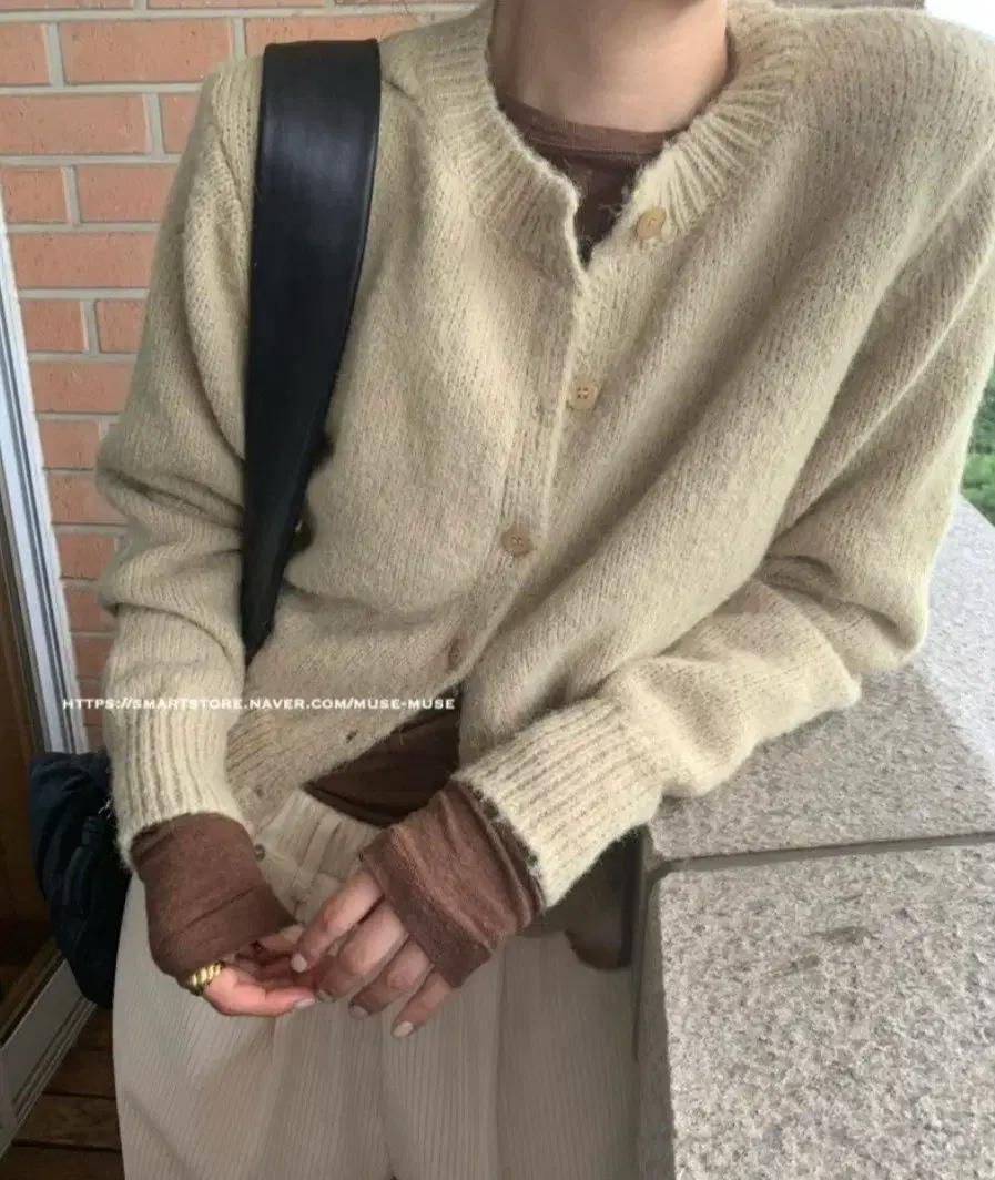 liberty 리버티 에든 라운드 가디건 봄 가을 니트(4만원대)