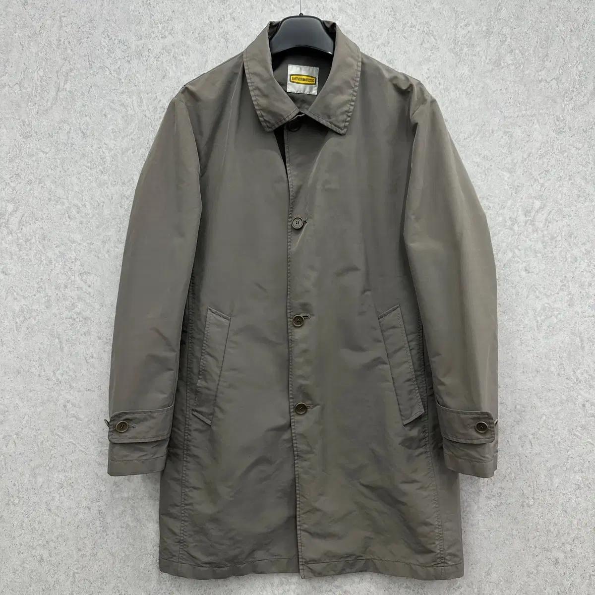 105 인터메조 남자 맥코트