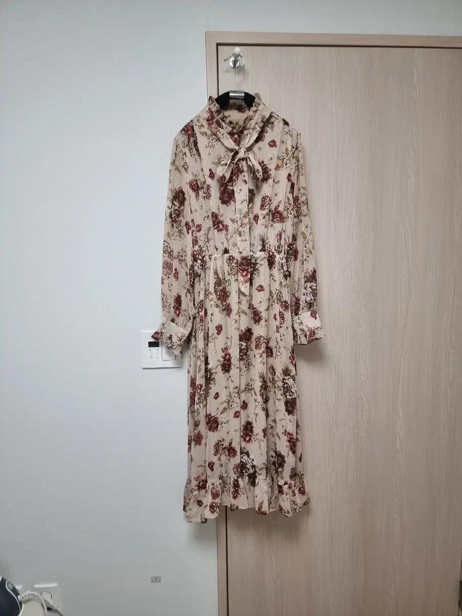 쉬폰 꽃무늬 롱 원피스