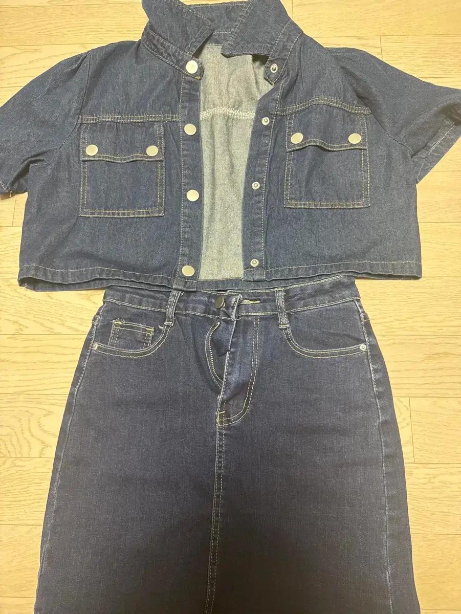 청자켓 크롭자켓 청치마 봄코디