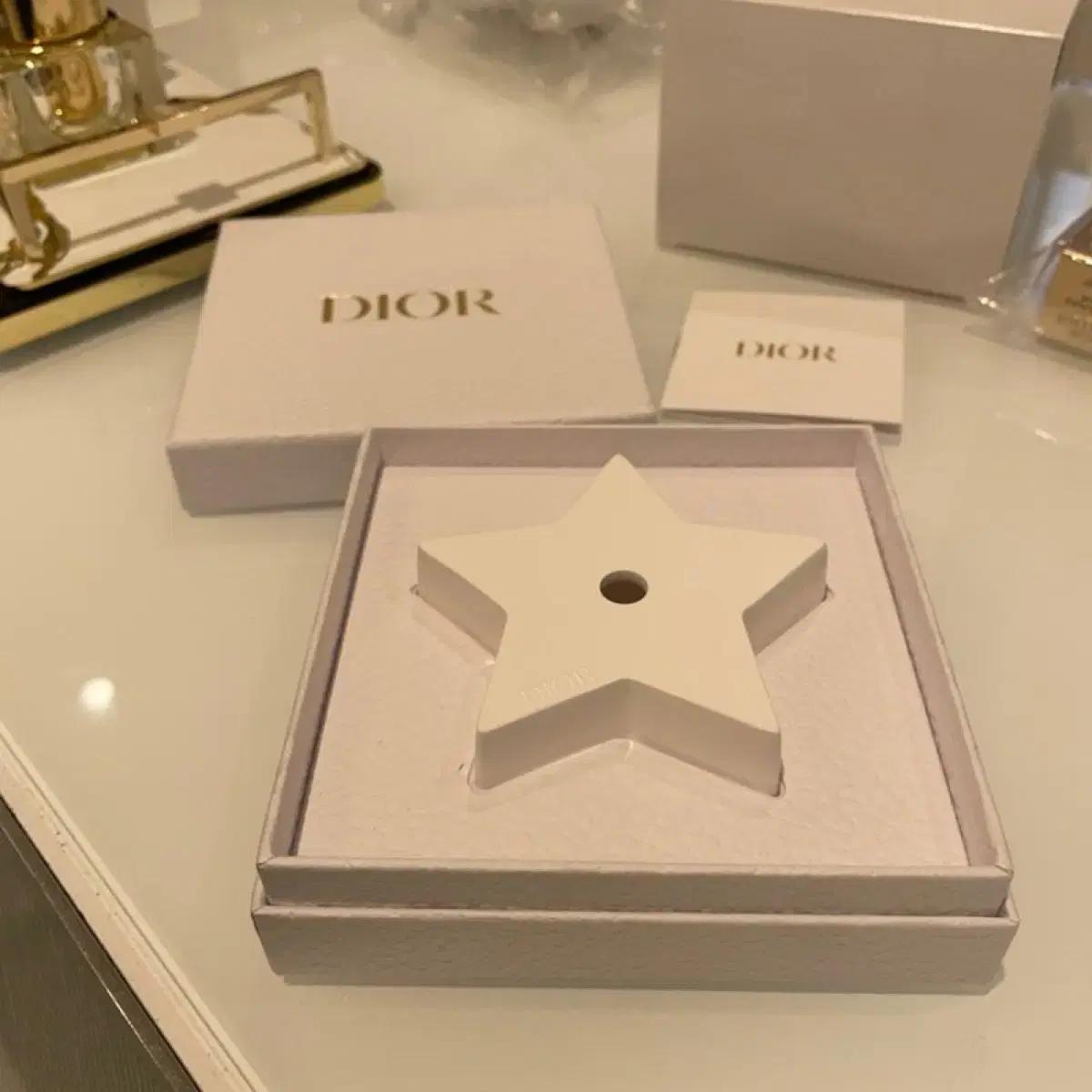 DIOR 석고방향제 새제품