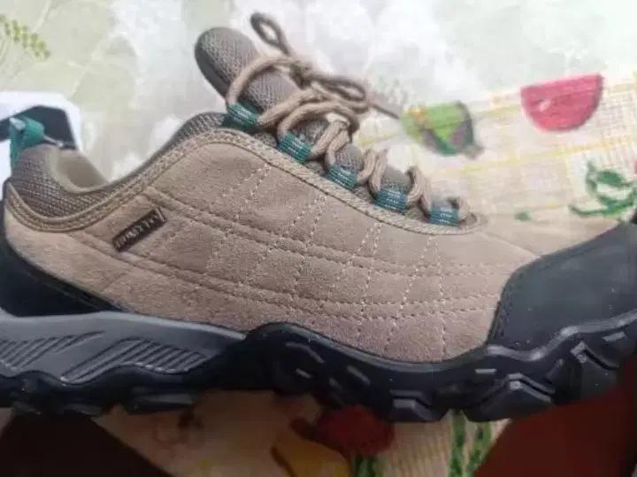 등산화 트레킹 하이킹 사이즈 2개 255 260mm / 가볍고 편한 방수