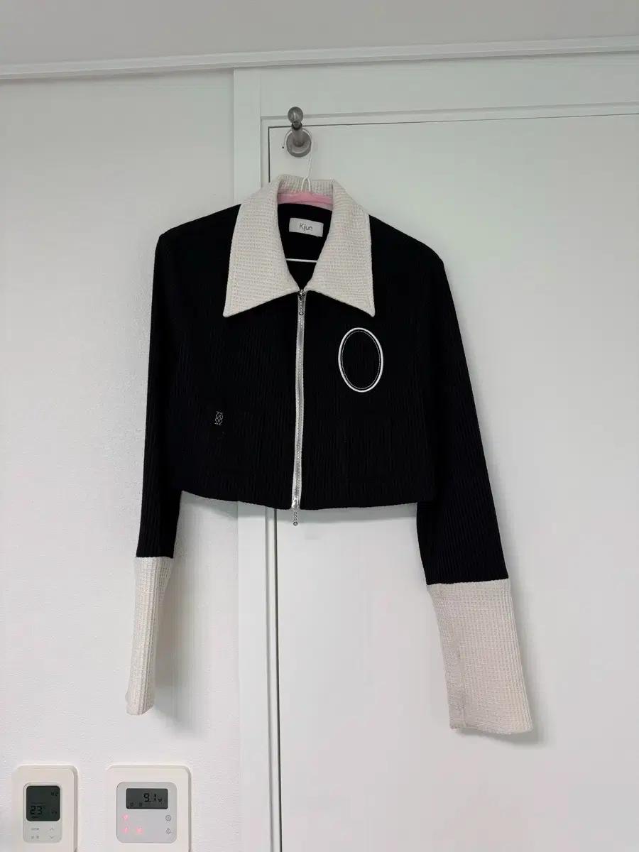 기준 kijun Marina Zip-Up Jacket Black