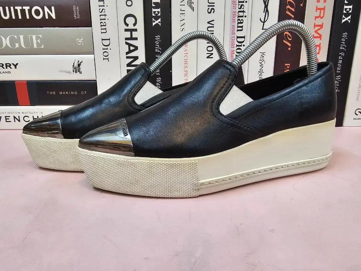 미우미우 여성 키높이 슬립온 스니커즈 245