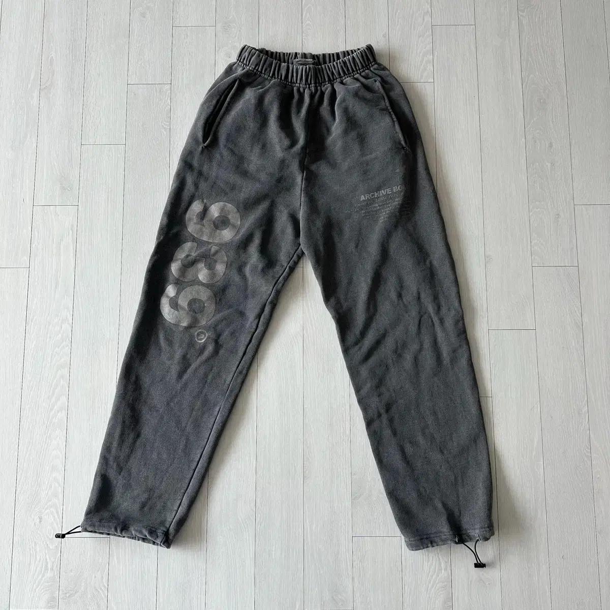 Archive Bold sweatpants