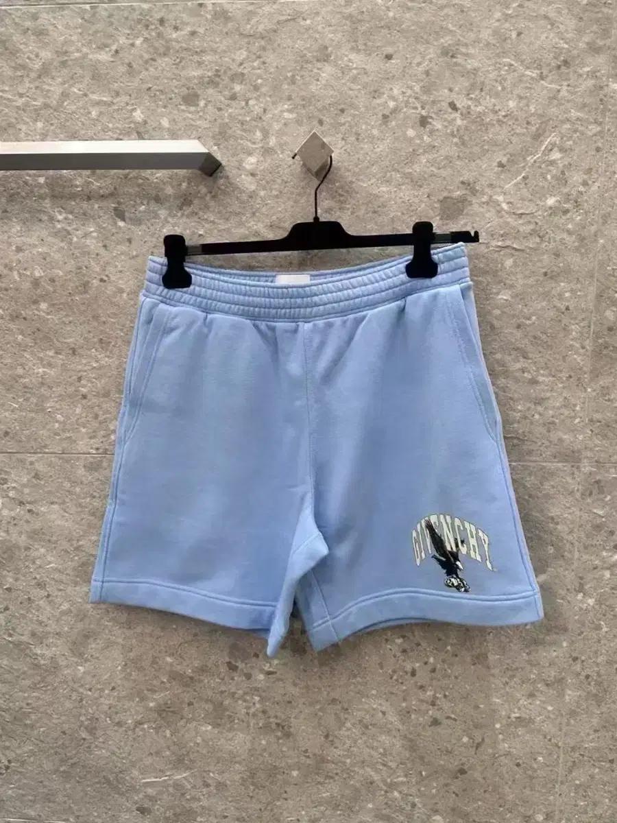 지방시 남성 반바지