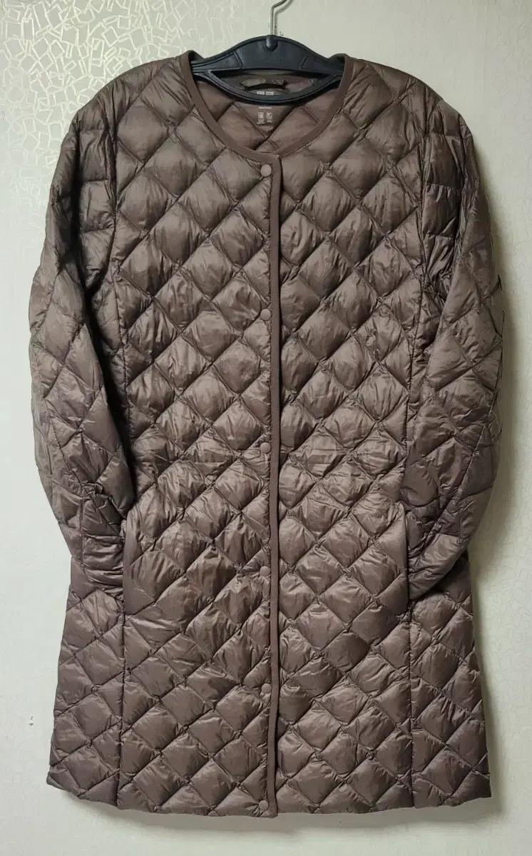 유니클로 울트라라이트 구스다운 경량패딩 반코트 여성용 L(66)