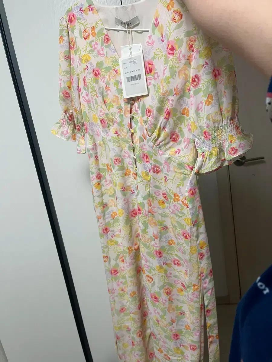 심플레트로 꽃무늬 원피스