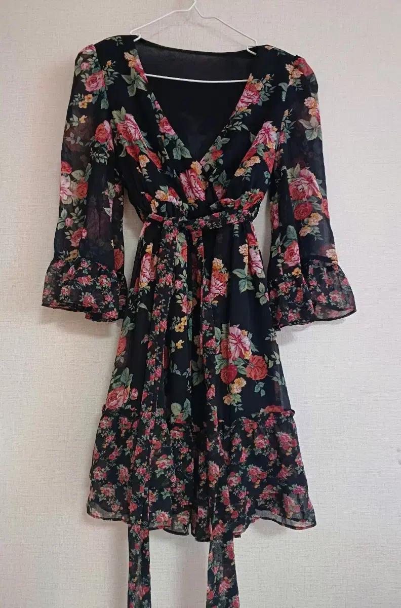 (새옷)시부야109 갸루 양산형 플라워 프린팅 쉬폰 랩원피스