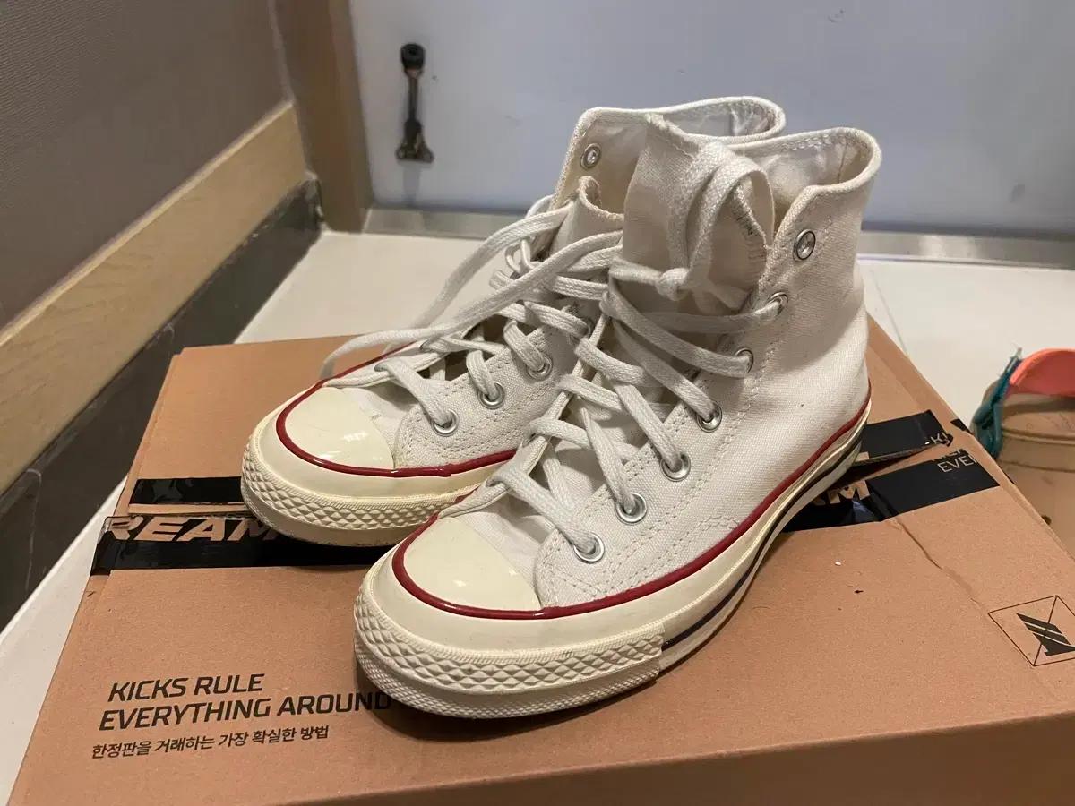 컨버스 척테일러 240size