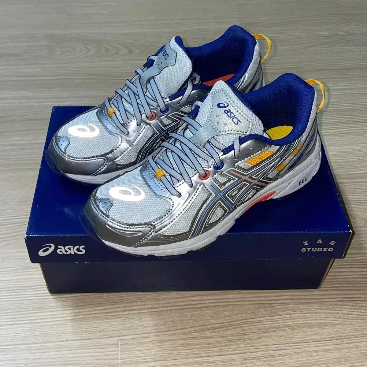 [240]아이앱스튜디오 아식스 젤벤쳐6 IAB ASICS