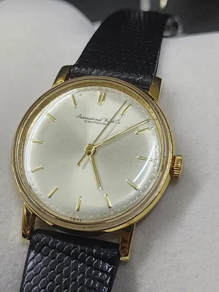 IWC 18K금통시계(수동)