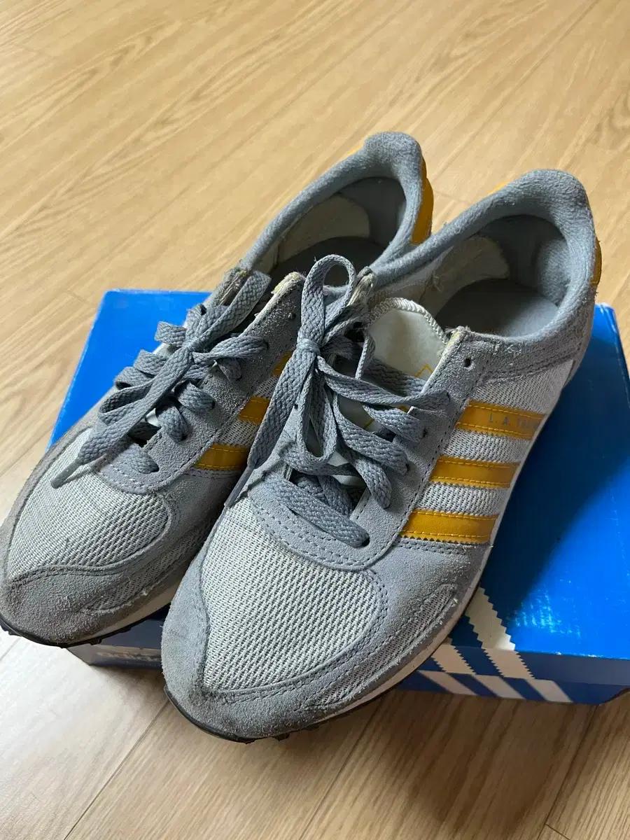 (235)아디다스 LA트레이너