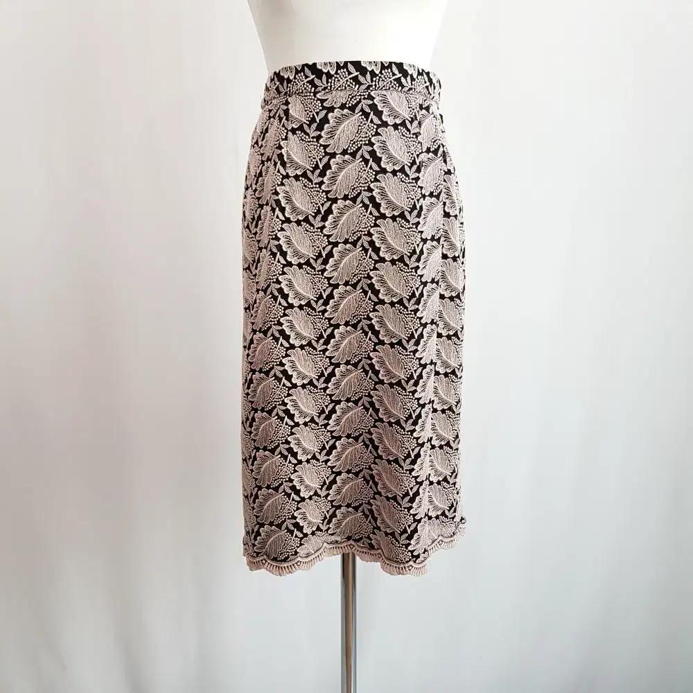 JPN 빈티지 자수 레이스 페미닌 오피스룩 미디 스커트 여S K469