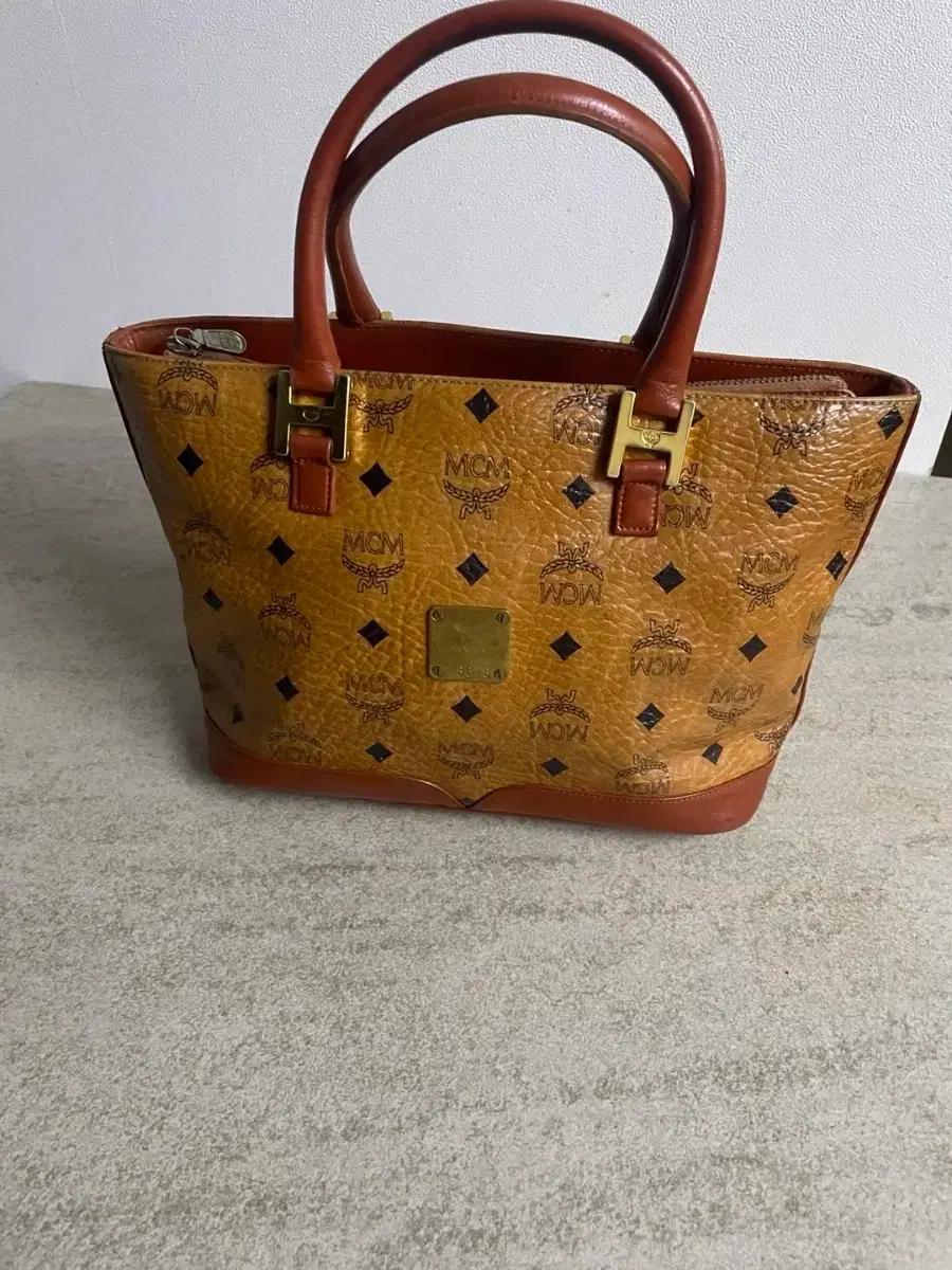 (정품) MCM 비세토스 토트백