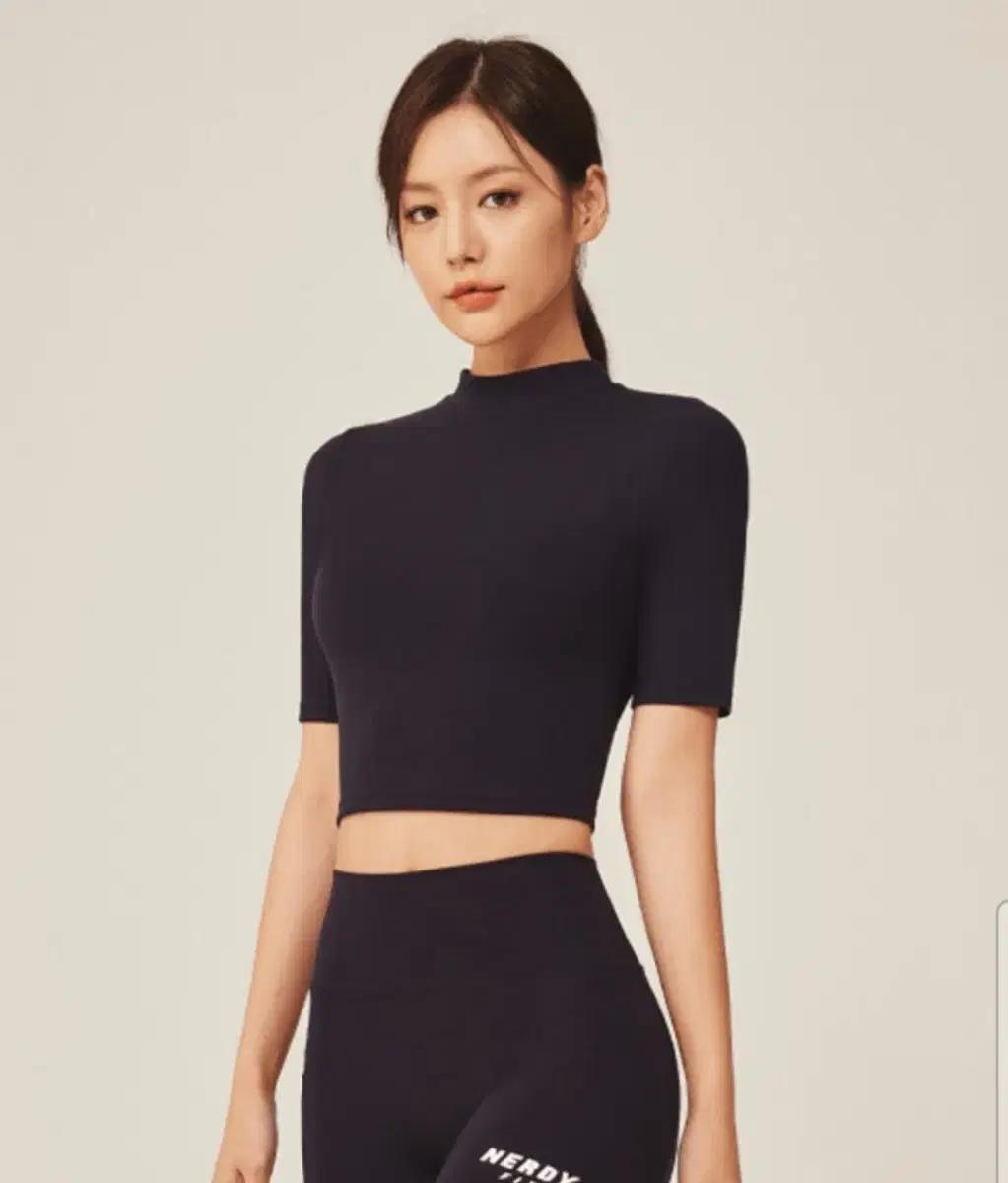 널디NERDY 슬립코튼 크롭탑M 운동 요가 택달린새제품