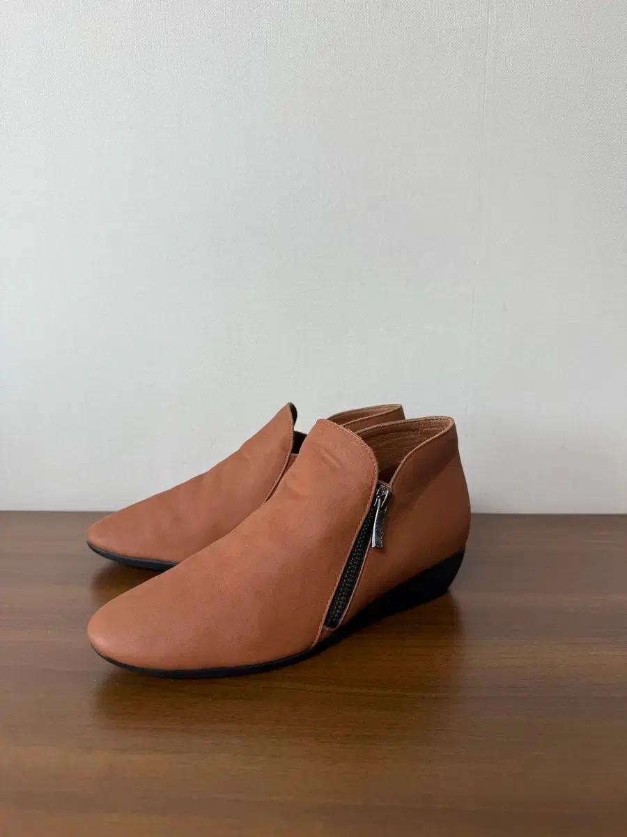 가이거 여성 워커 235사이즈 부츠