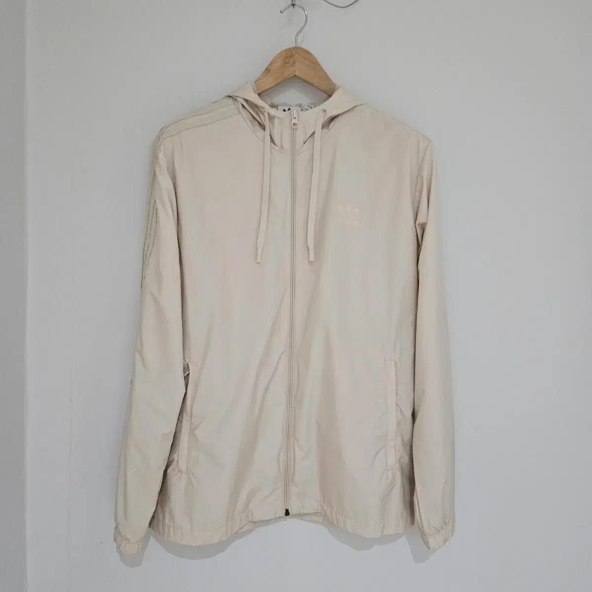 아디다스 바람막이 점퍼