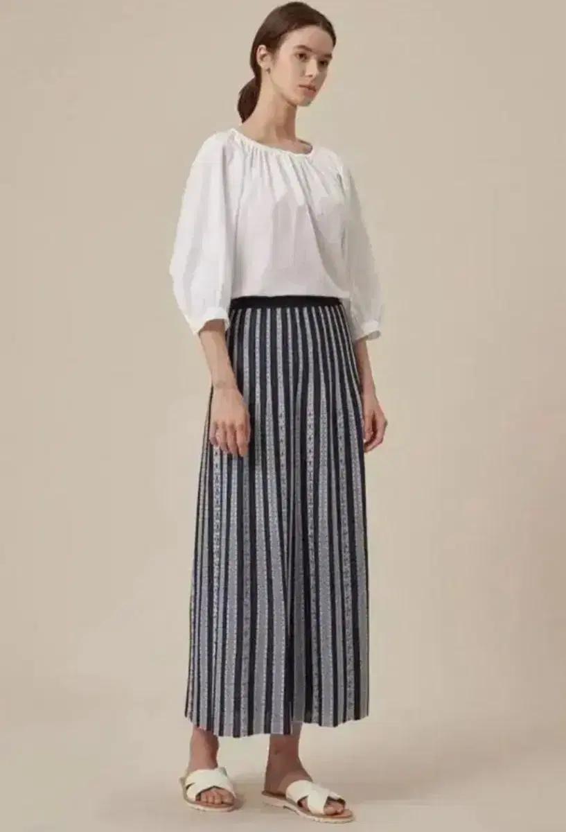 한섬 더캐시미어 리브 블록 니트 스커트 롱치마 봄 여름