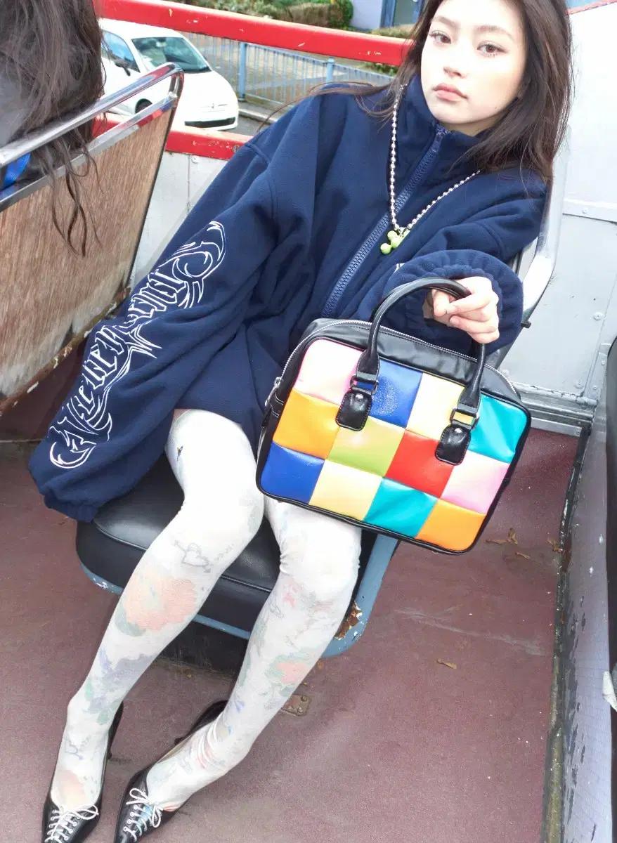 키키 KiiiKiii 하음 싸인 폴라 싸폴 팝니다