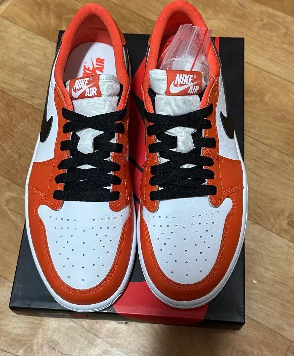 나이키 스타피쉬 로우 W265사이즈 새제품