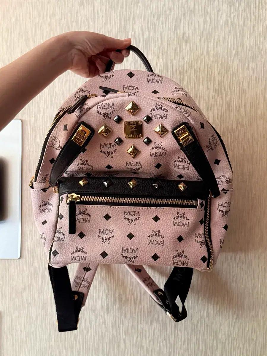 MCM 핑크 백팩