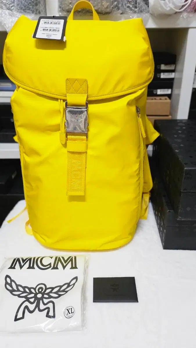 MCM 등산 백팩 팔아요