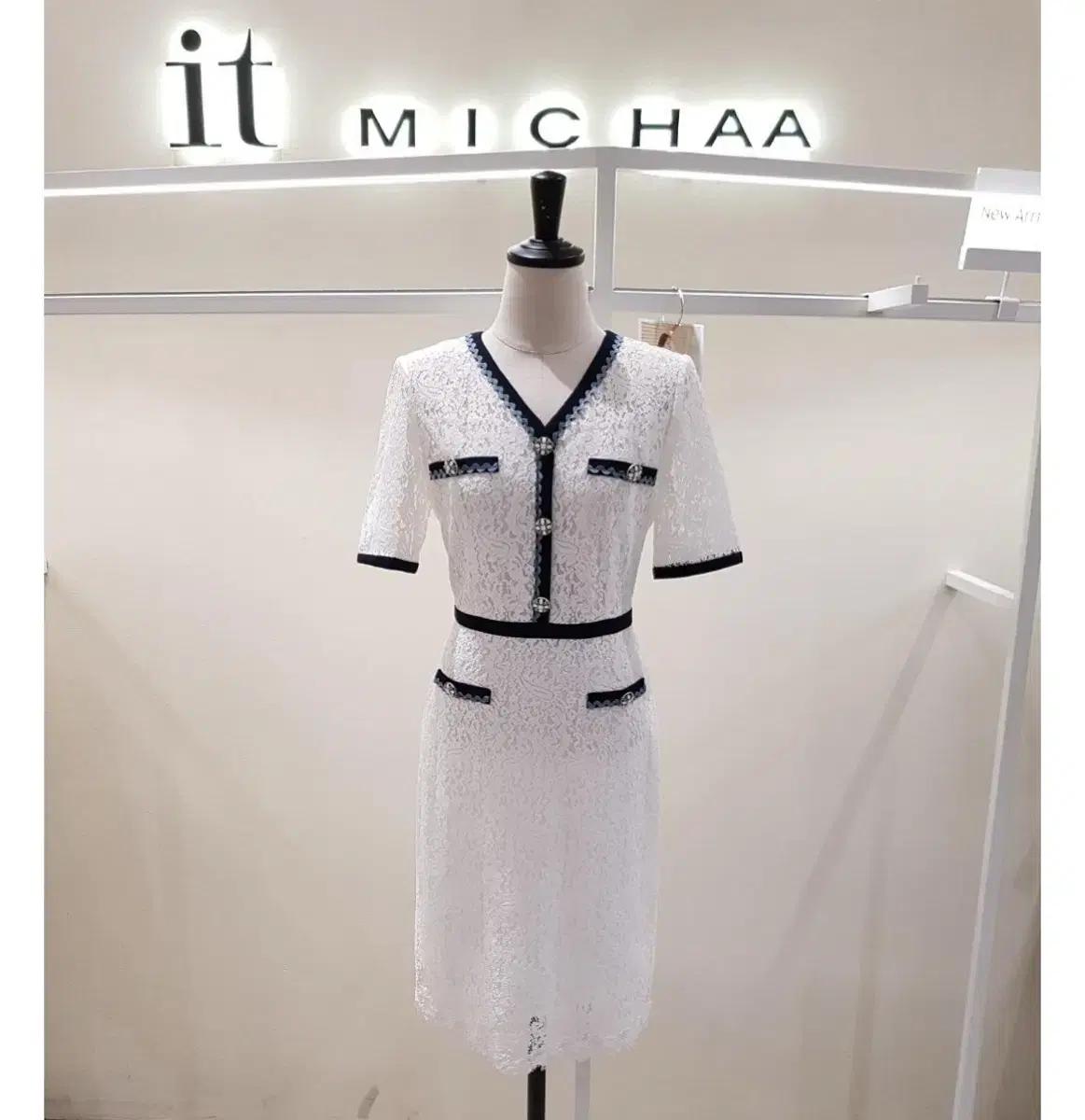 잇미샤 레이스 럭셔리 원피스 할인가 30만원대 구매